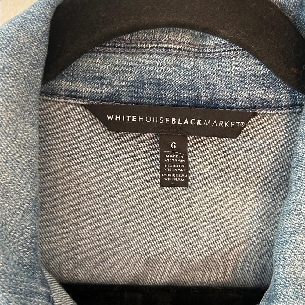 White House Black Market Blue Jean Jacket size Women’s 6 - Picture 4 of 8